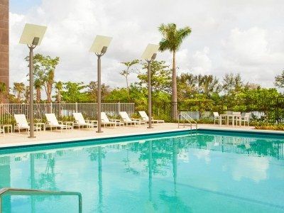 Element International Airport Hotel