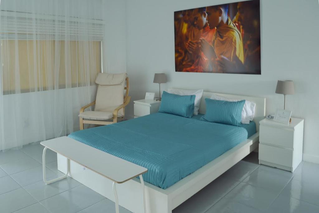 El Portal Apartment *