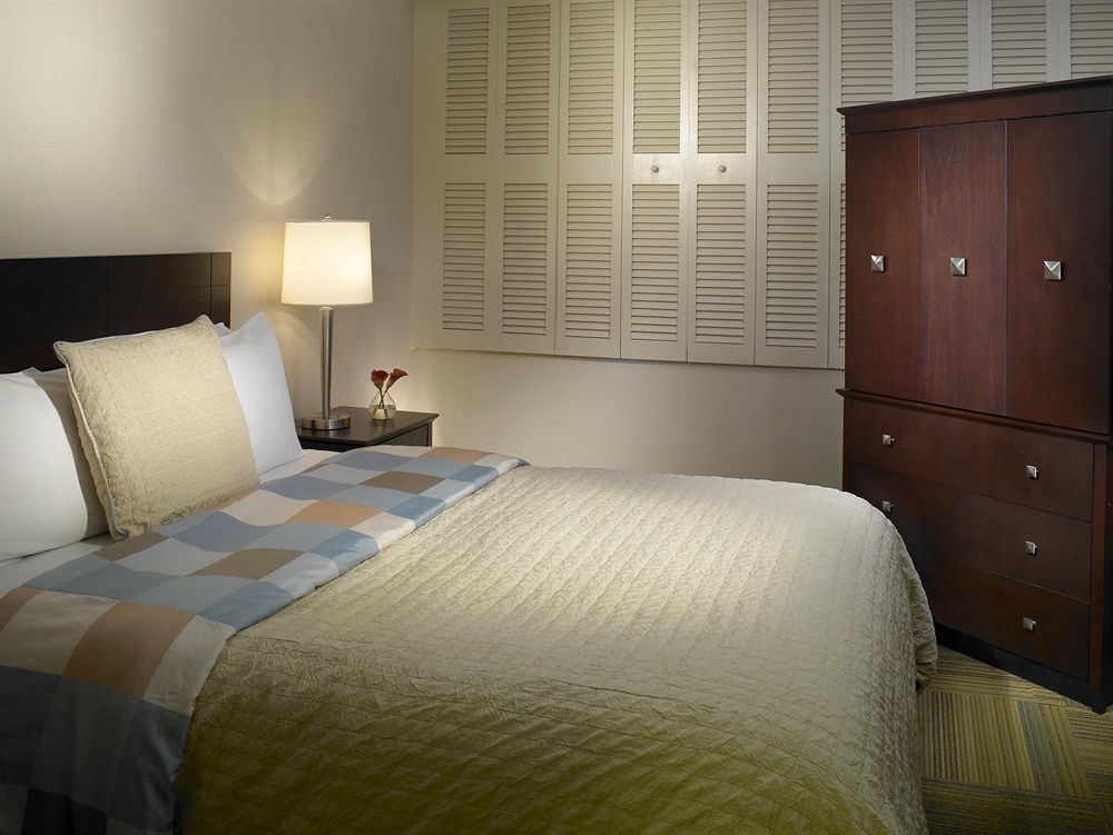 Hotel International Airport 3*