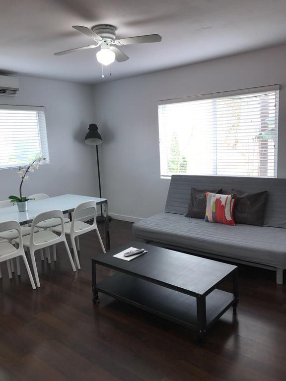 El Portal Apartment