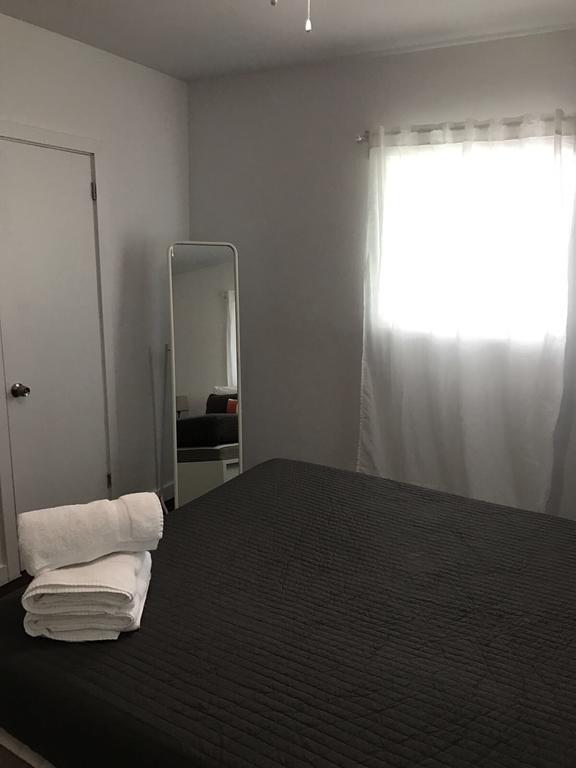El Portal Apartment *