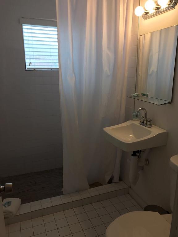 El Portal Apartment