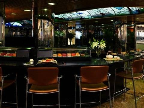 International Airport Hotel