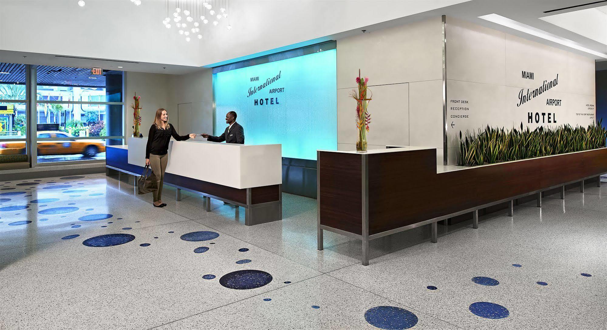 International Airport 3*
