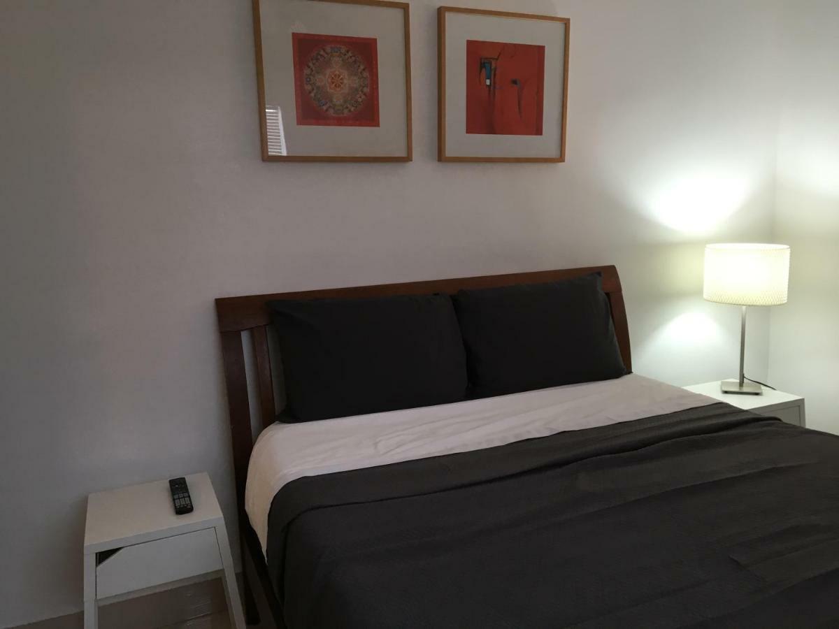 Apartment Close To Everything *