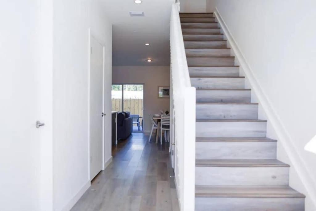 Family-Friendly Townhouse - Close To Beach